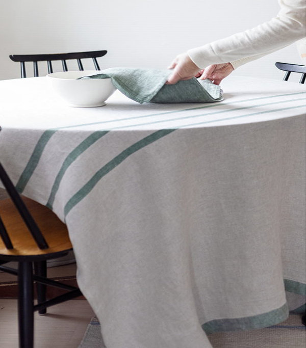 Tablecloth with green stripes in 100% washed linen